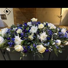 White &amp; Blue Spray