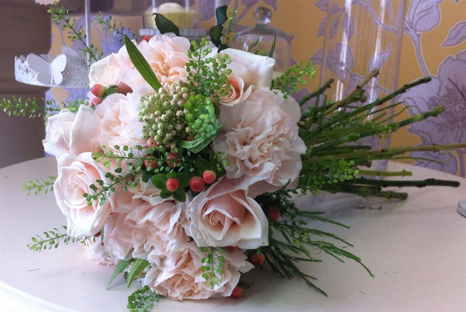 Ali’s Blooms wedding flowers portfolio — selection of designs